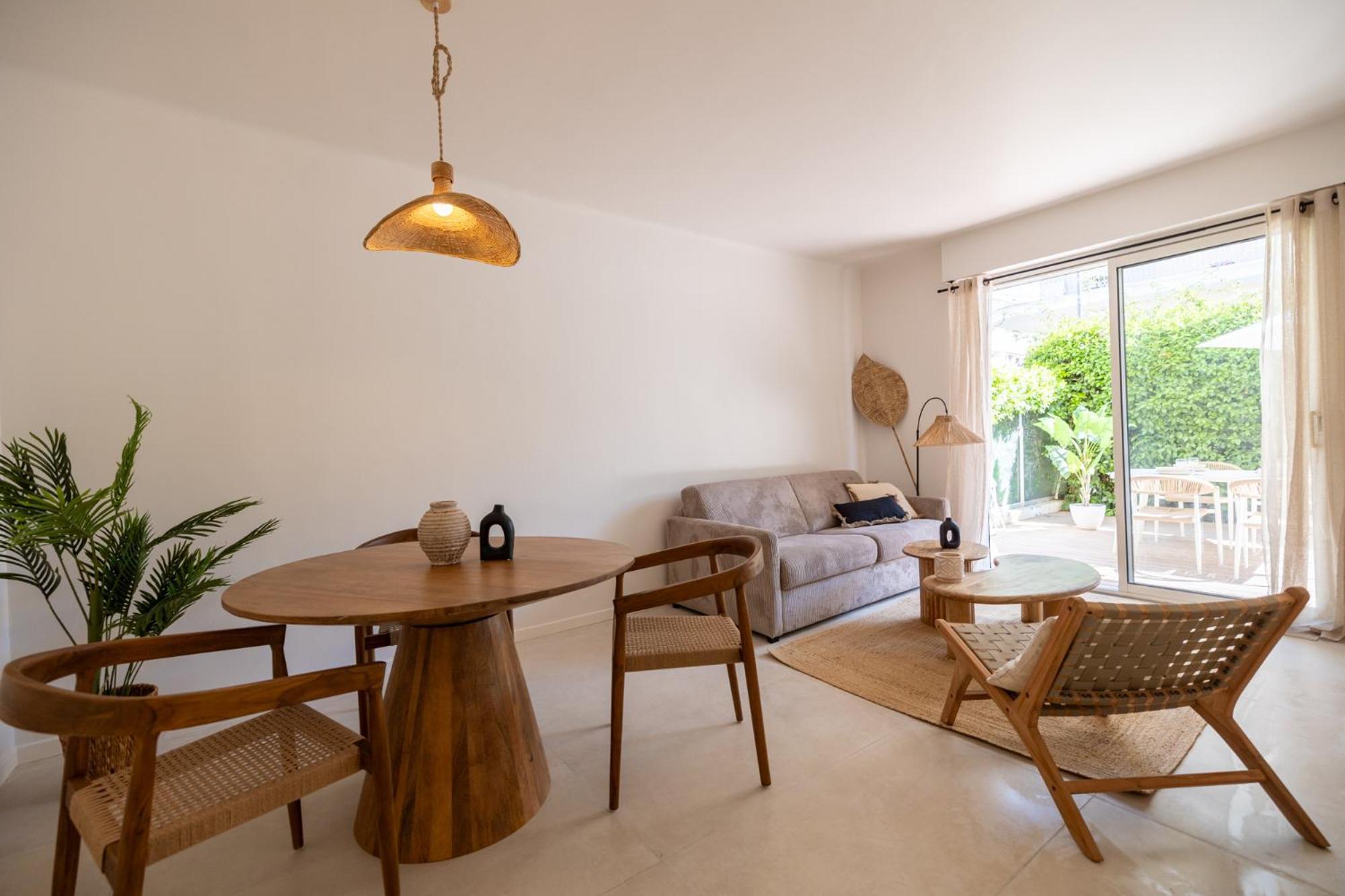 Apartment Place To Beach - Terrasse Bord De Mer Croisette Cannes